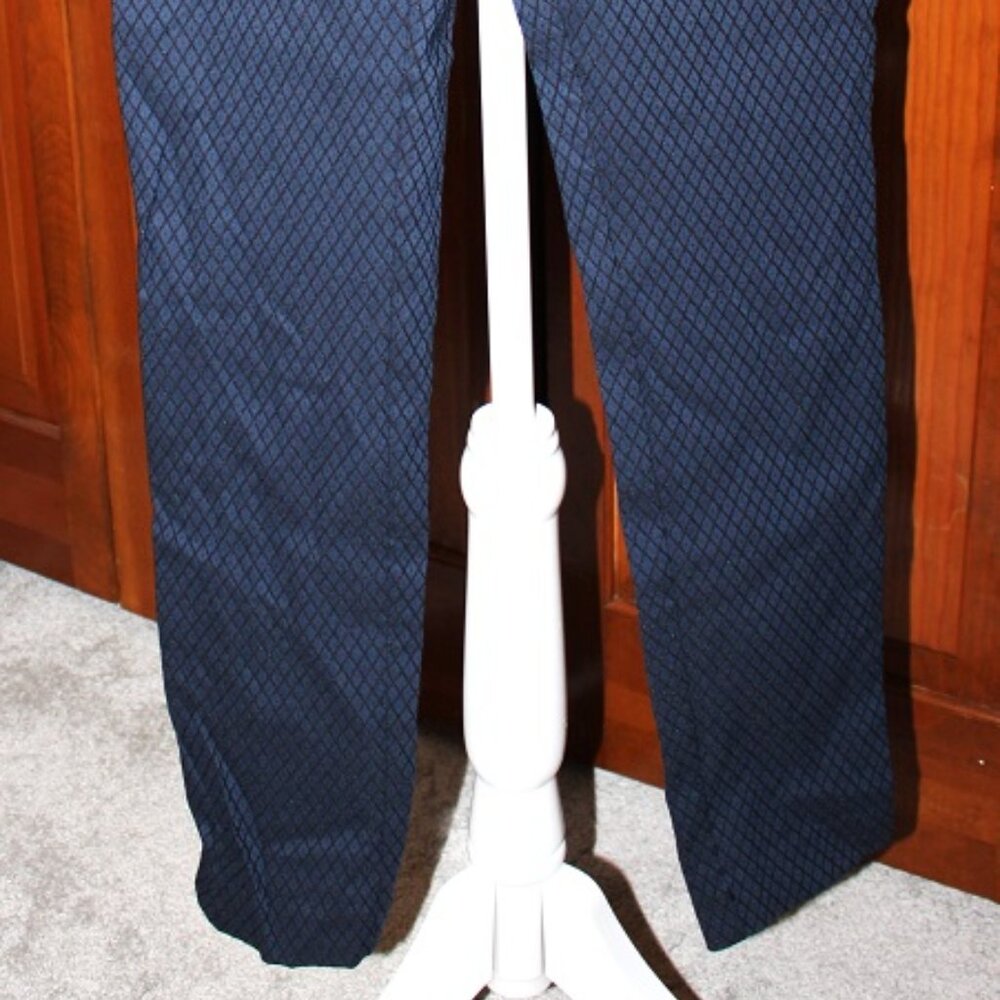Pants - Picture 2 of 8